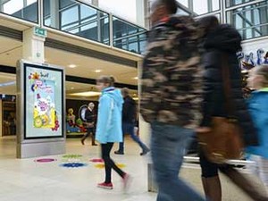 digital_signage_in_mall digital_signage_in_mall